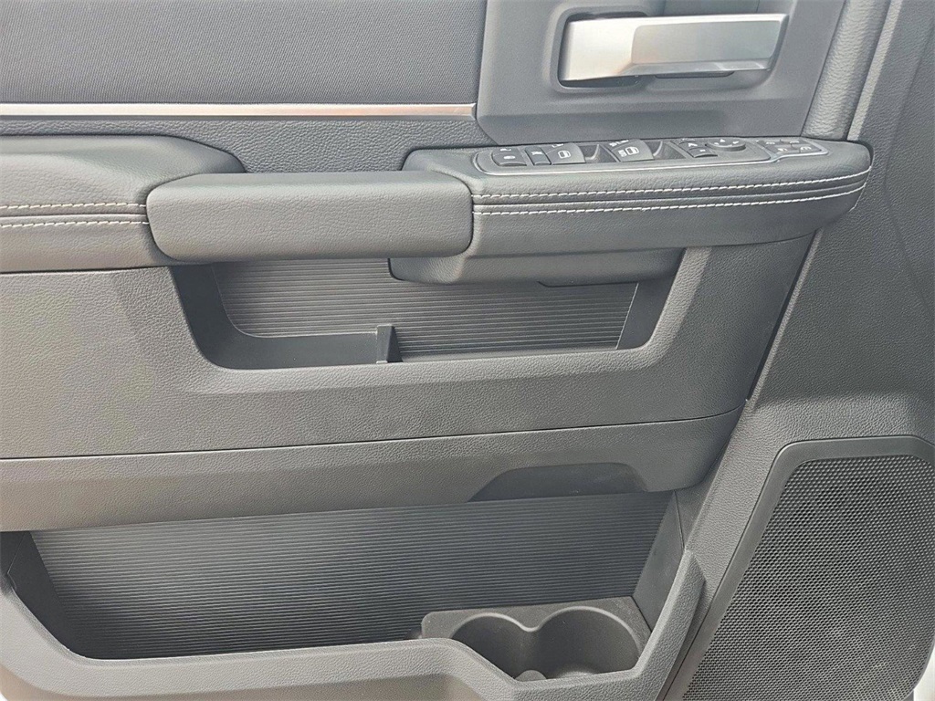 2024 Ram 2500 Big Horn photo 38