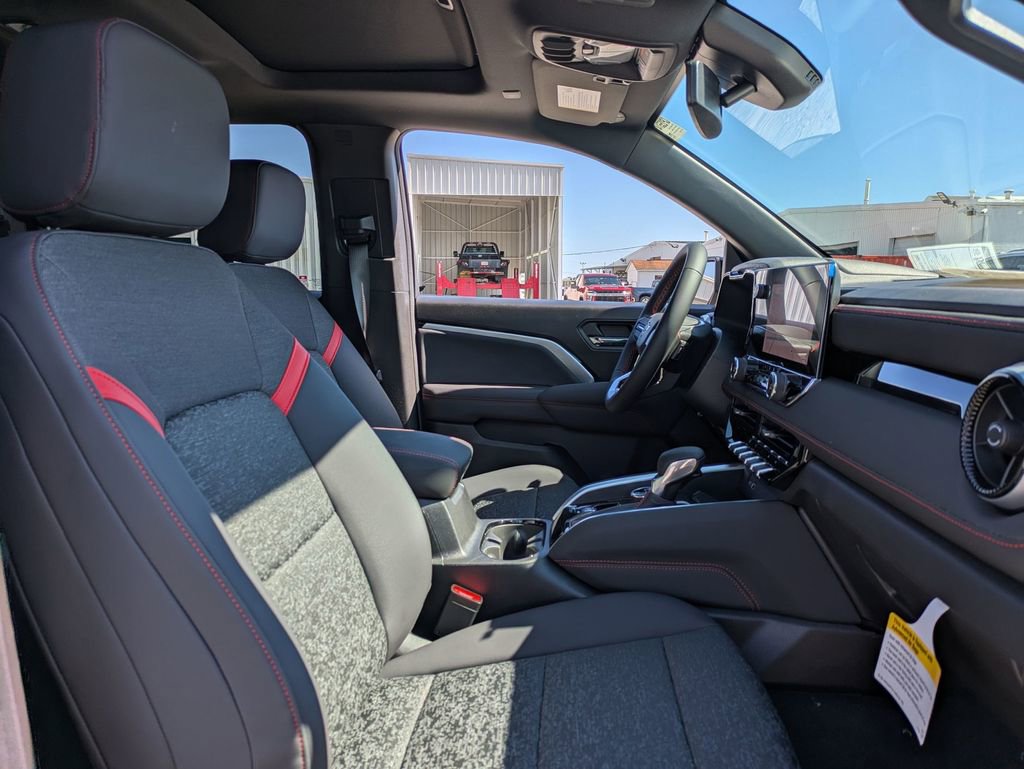 2025 Chevrolet Colorado Z71 photo 27