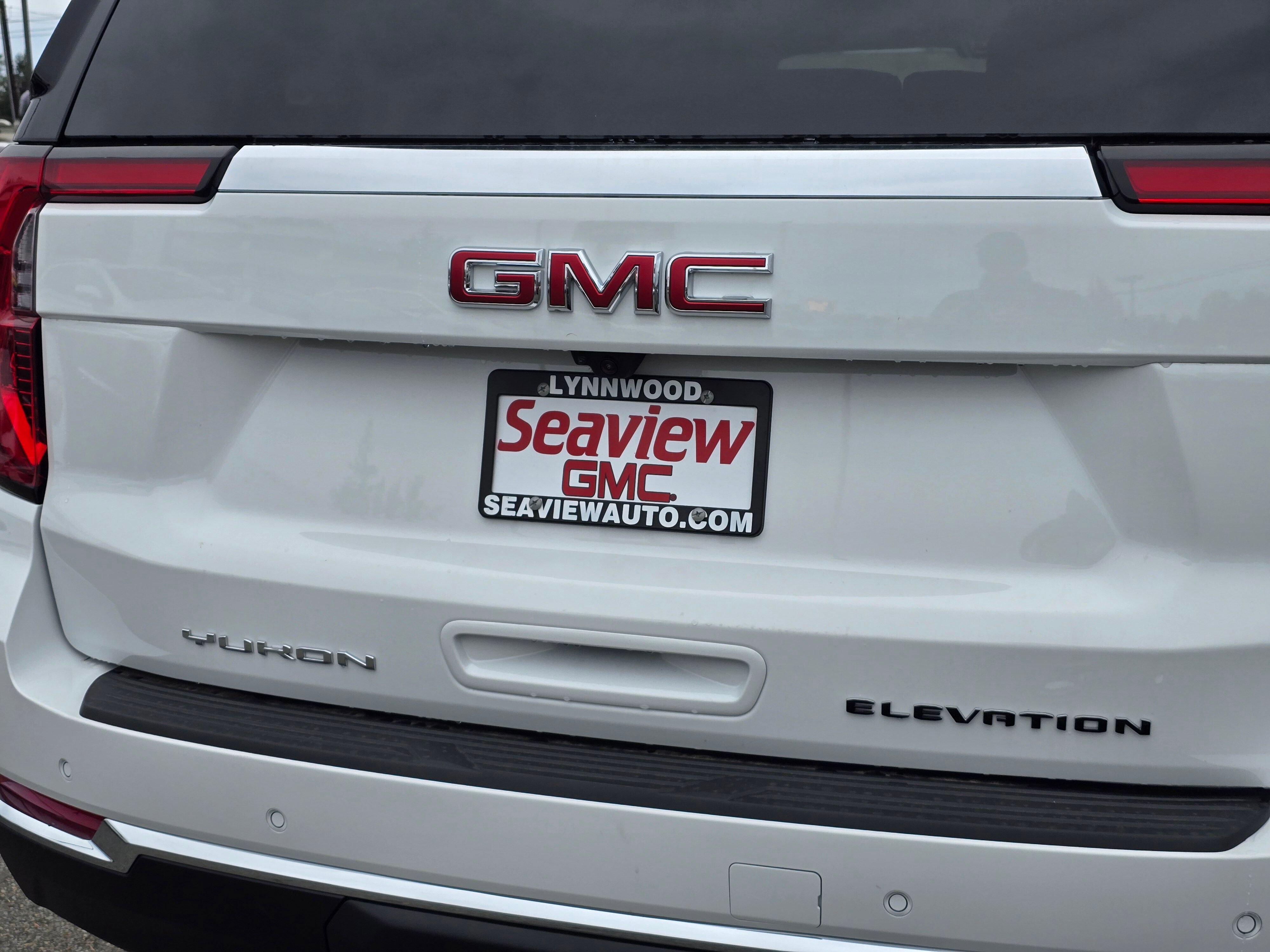 2026 Gmc Yukon photo 2