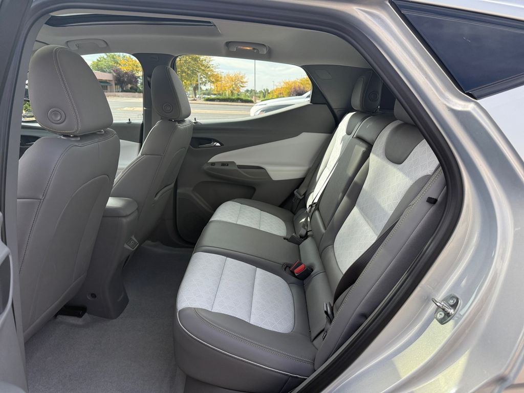 2022 Chevrolet Bolt EUV Premier photo 19