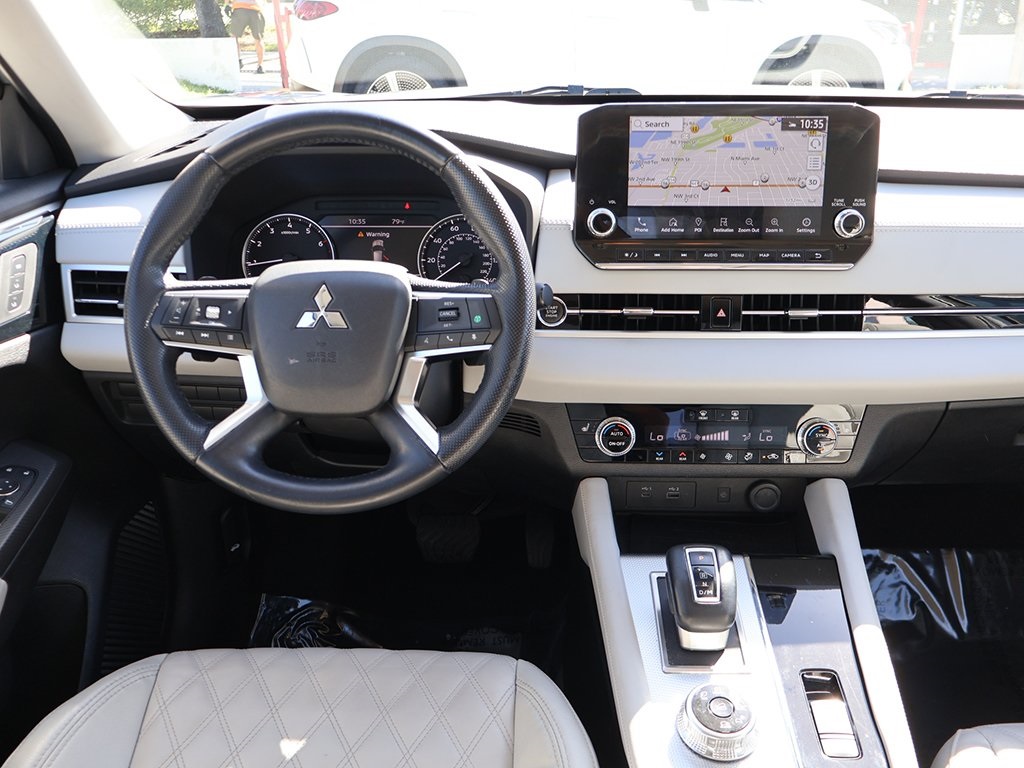 2022 Mitsubishi Outlander SEL photo 36