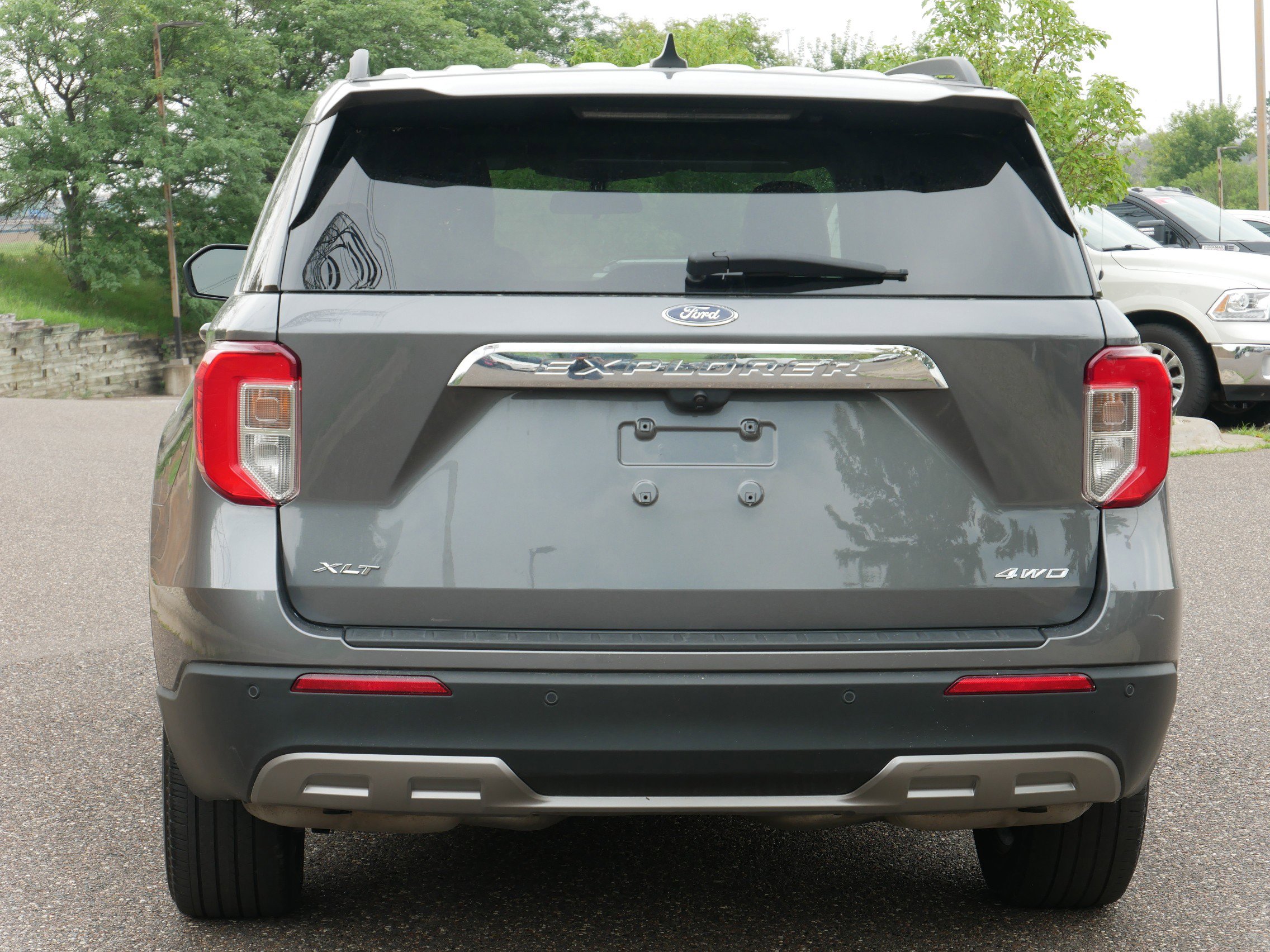 2022 Ford Explorer XLT photo 4