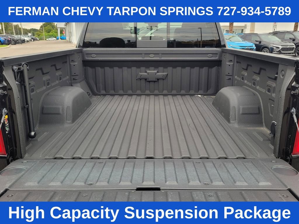 2025 Chevrolet Silverado 1500 High Country photo 7