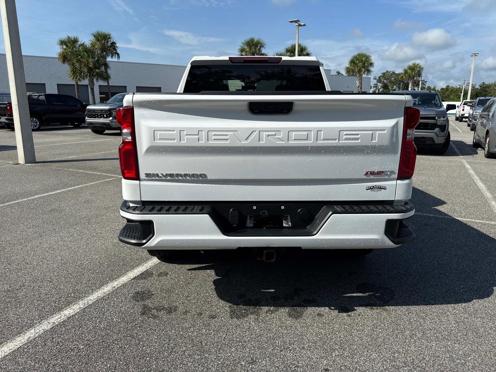 2024 Chevrolet Silverado 1500 RST photo 9
