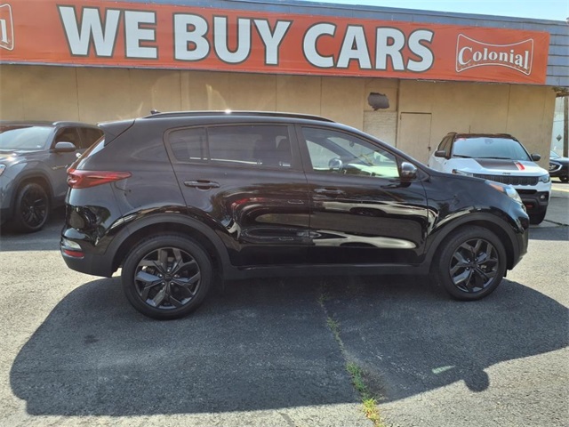 2022 Kia Sportage Nightfall Edition photo 2