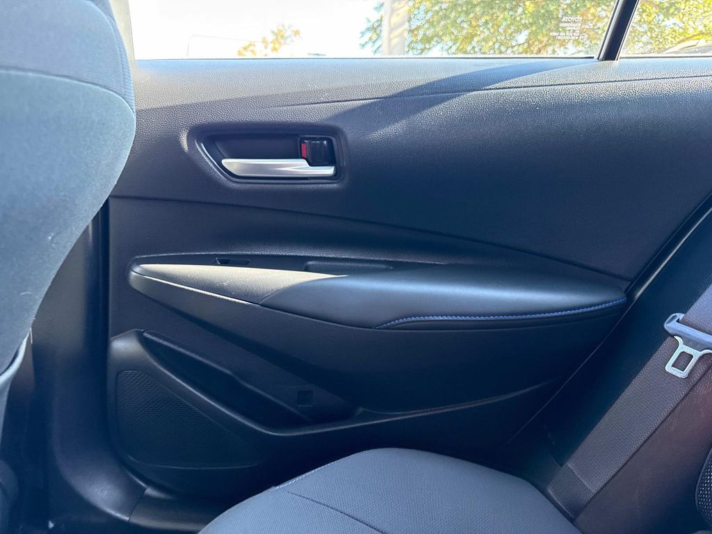 2021 Toyota Corolla SE photo 11
