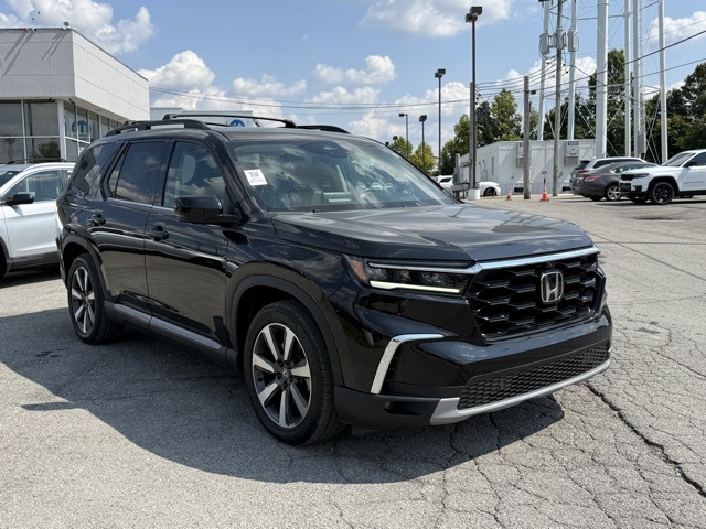 2023 Honda Pilot Elite photo 2