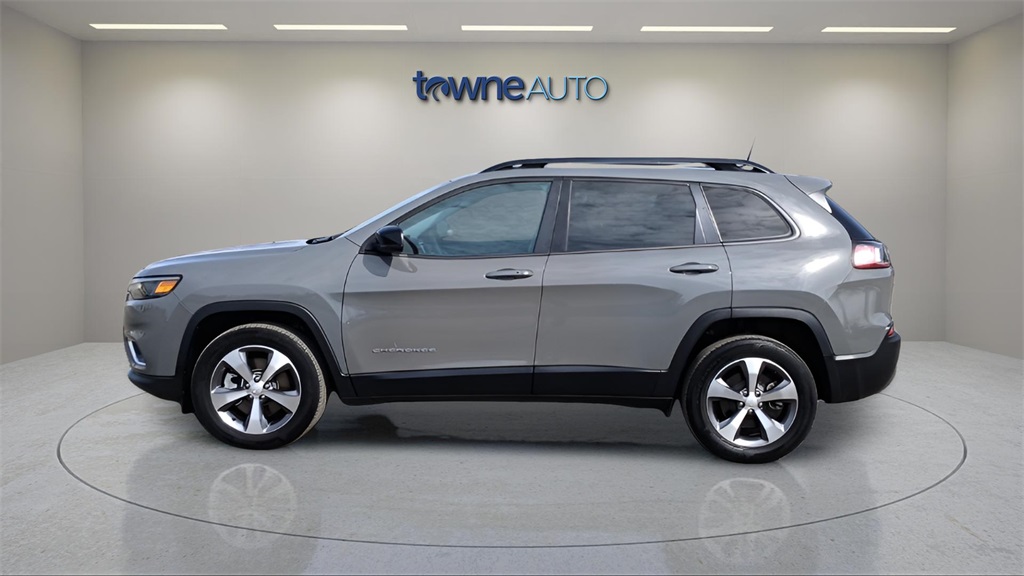 2022 Jeep Cherokee Limited photo 3