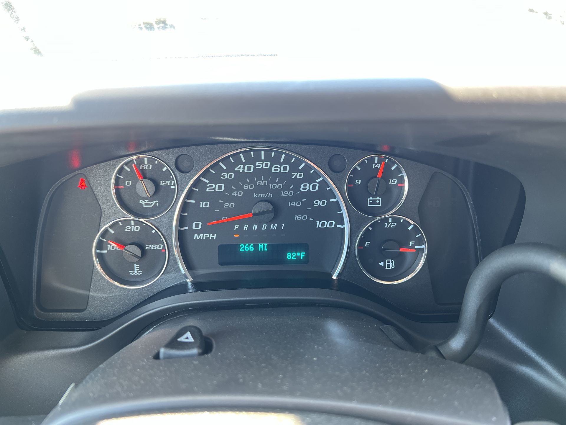 2025 Chevrolet Express Cutaway 3500 photo 16