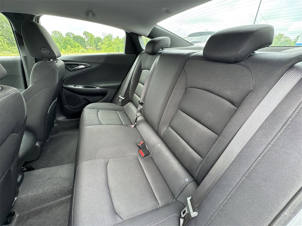 2025 Chevrolet Malibu LS photo 21