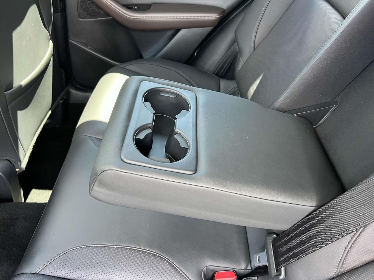 2022 Mazda CX-30 Premium photo 10
