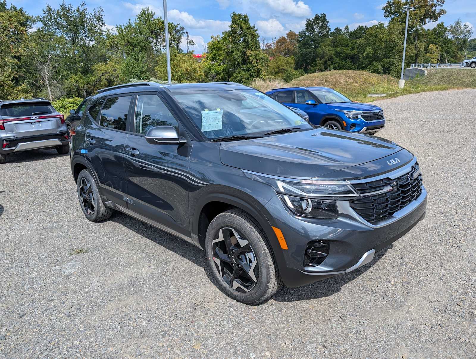 2026 Kia Seltos S photo 4