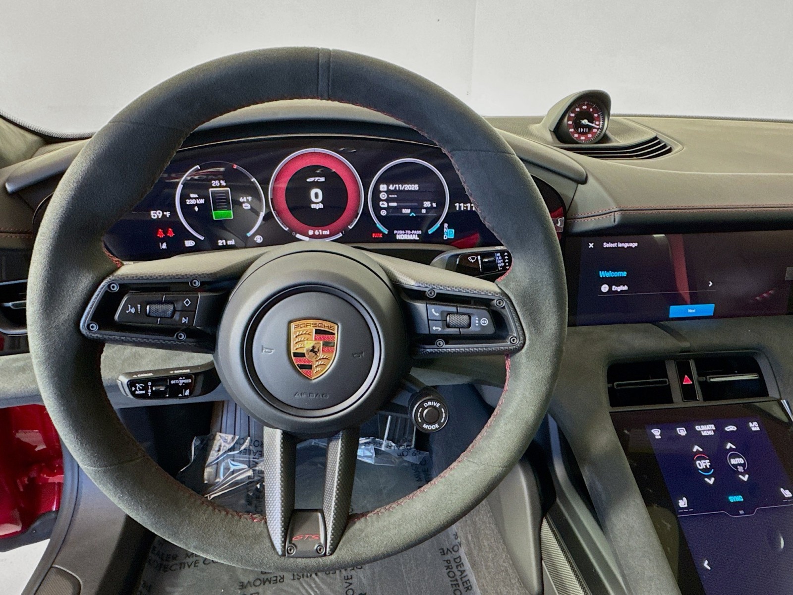 2025 Porsche Taycan GTS photo 13