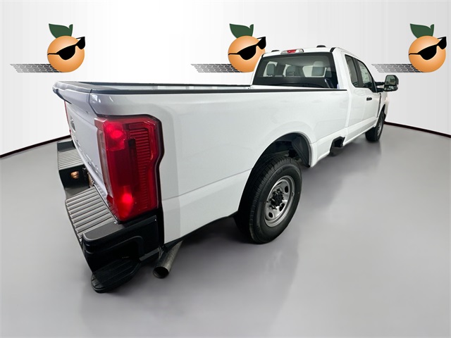 2025 Ford F-250 XL photo 4