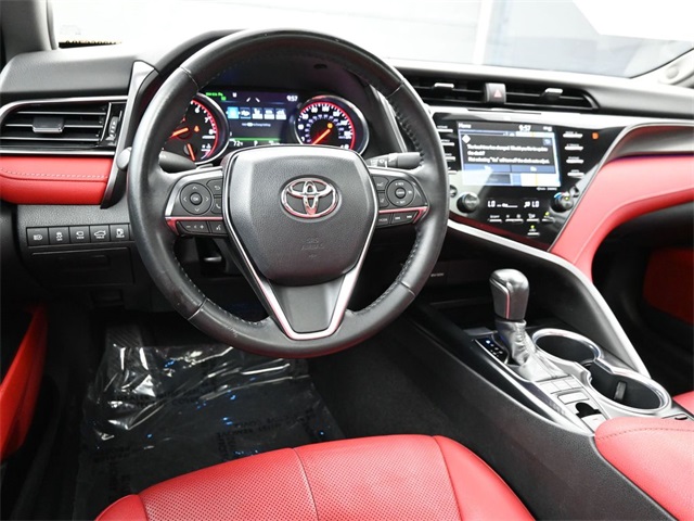 2020 Toyota Camry XSE photo 14