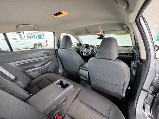 2024 Nissan Altima 2.5 SV photo 24