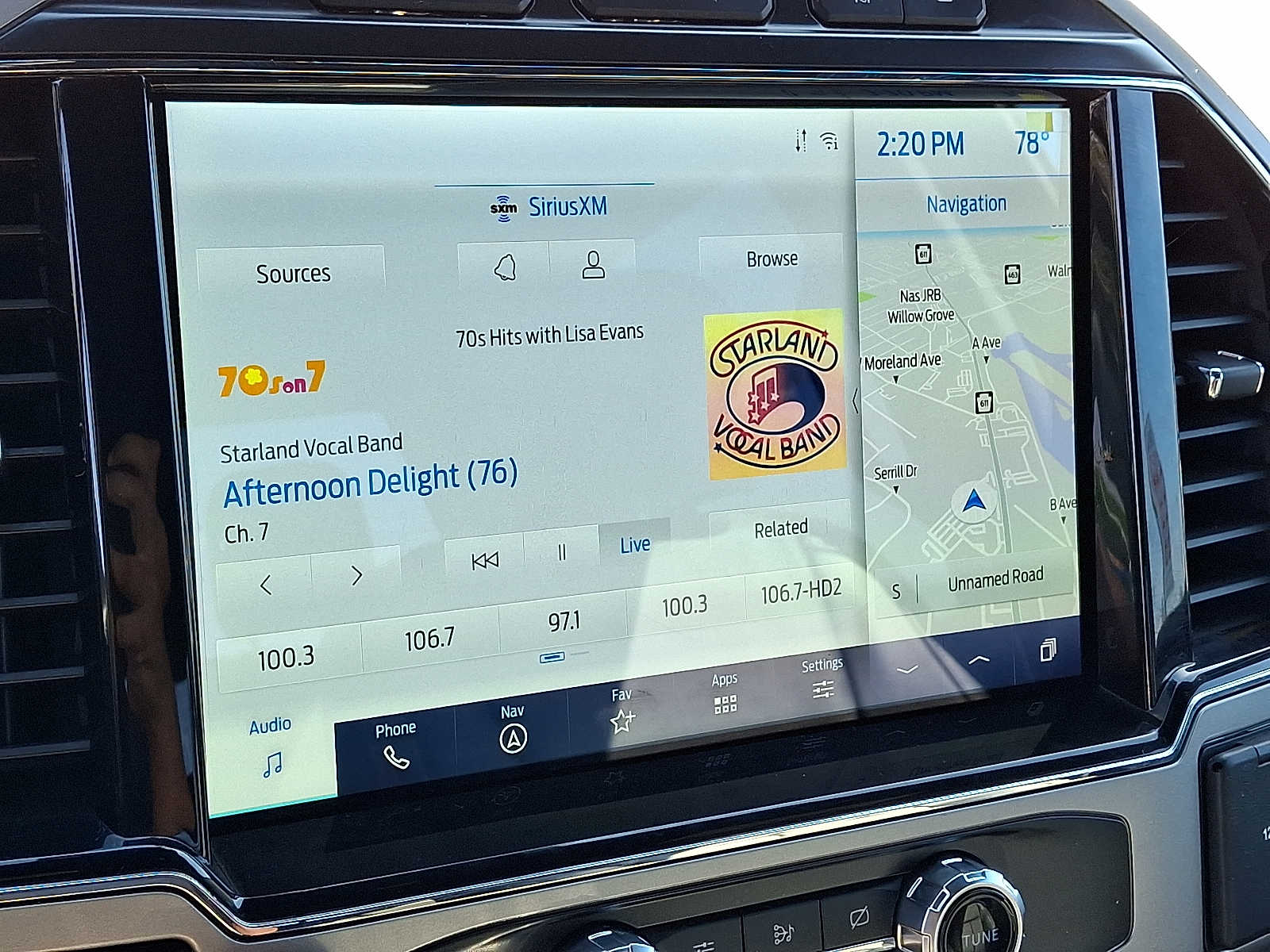2022 Ford F-250 Lariat photo 17