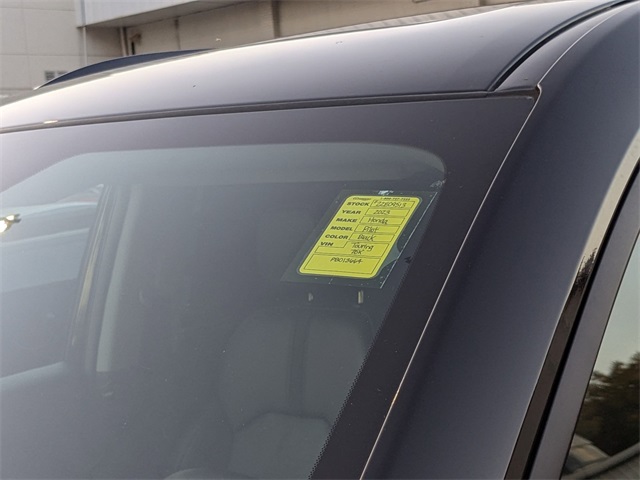 2023 Honda Pilot Touring photo 3