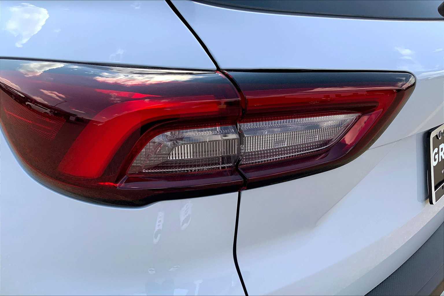 2025 Ford Escape Plug-In Hybrid photo 14