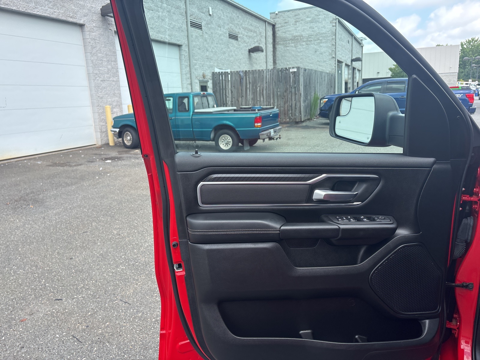 2025 Ram 1500 Big Horn Lone Star photo 23