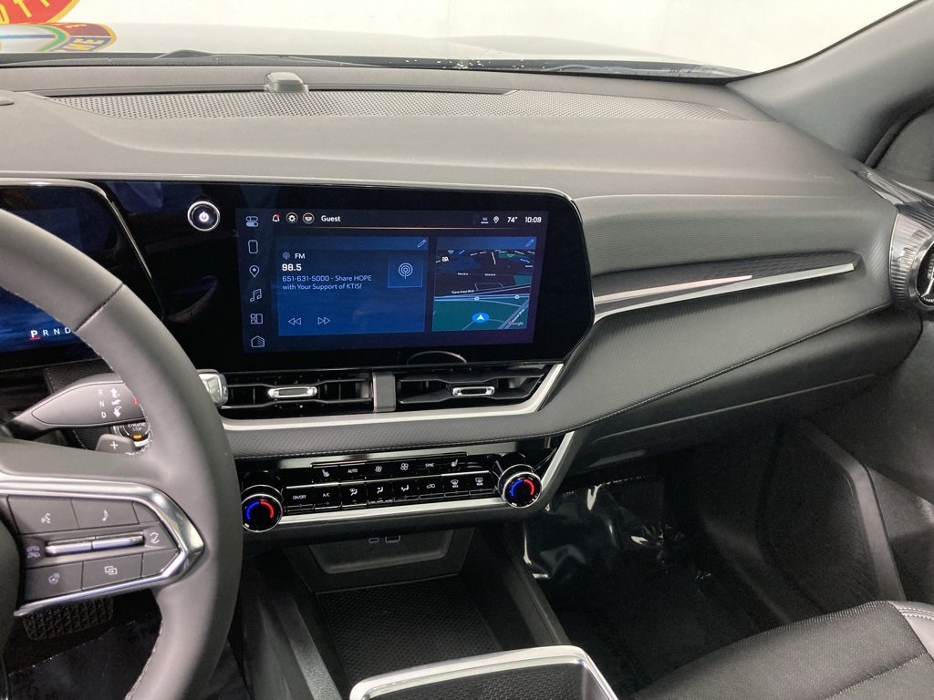 2026 Chevrolet Equinox LT photo 2
