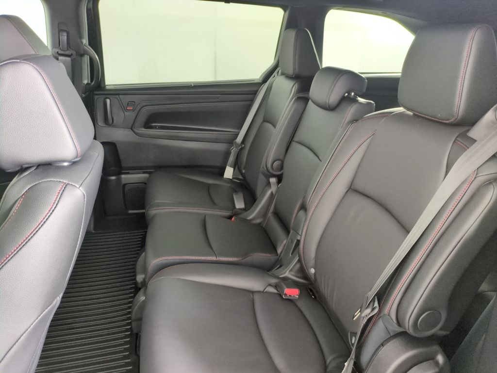 2026 Honda Odyssey photo 23