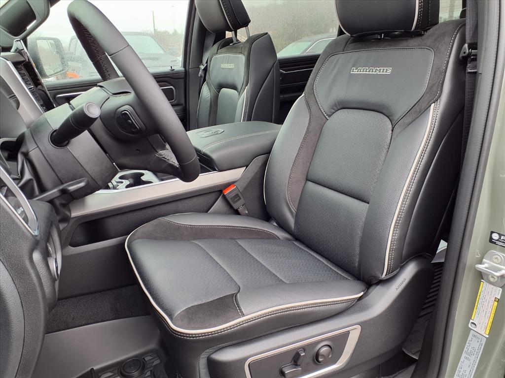 2026 Ram 1500 Laramie photo 4