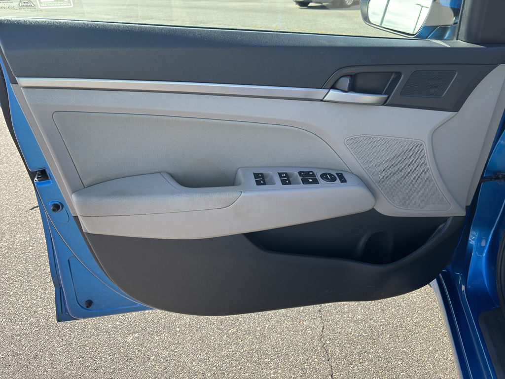 2018 Hyundai Elantra SEL Value Edition Limited photo 21