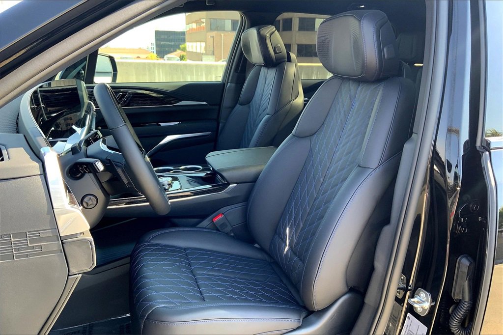 2026 Cadillac Escalade IQ Sport photo 12