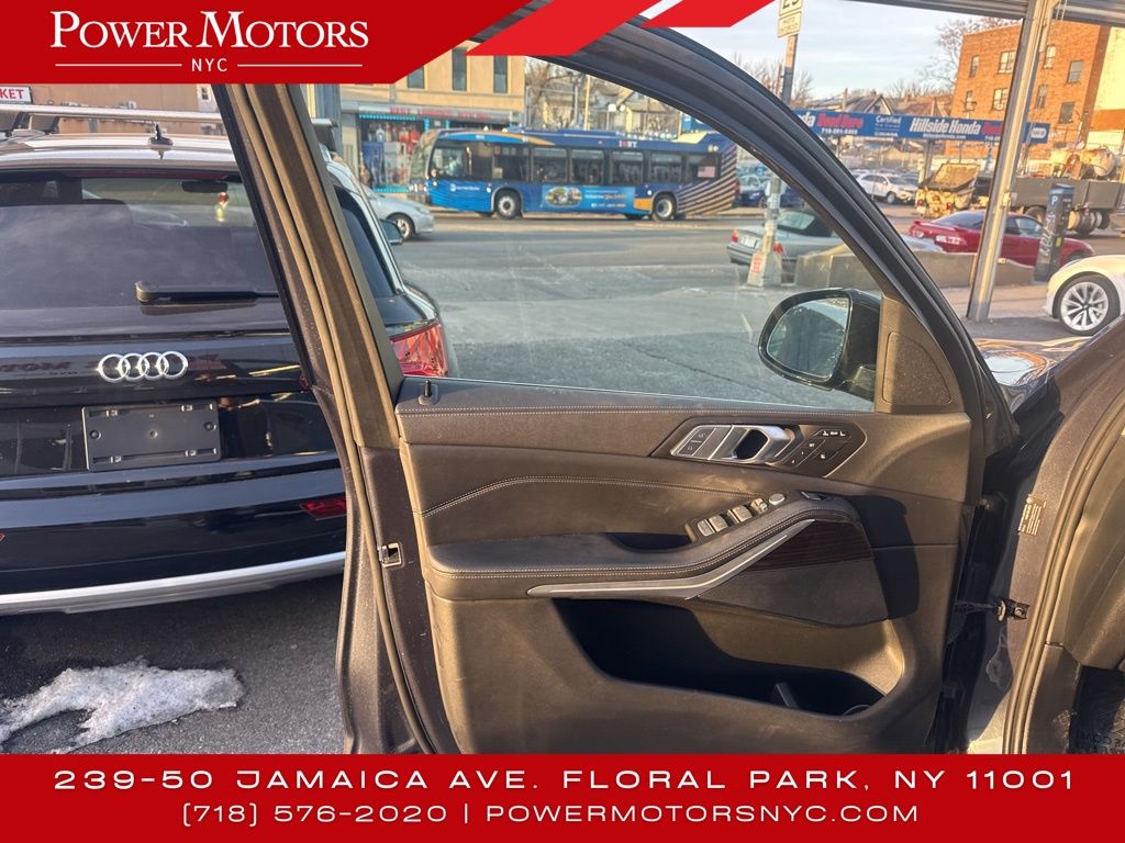 2021 Bmw X7 xDrive40i photo 29