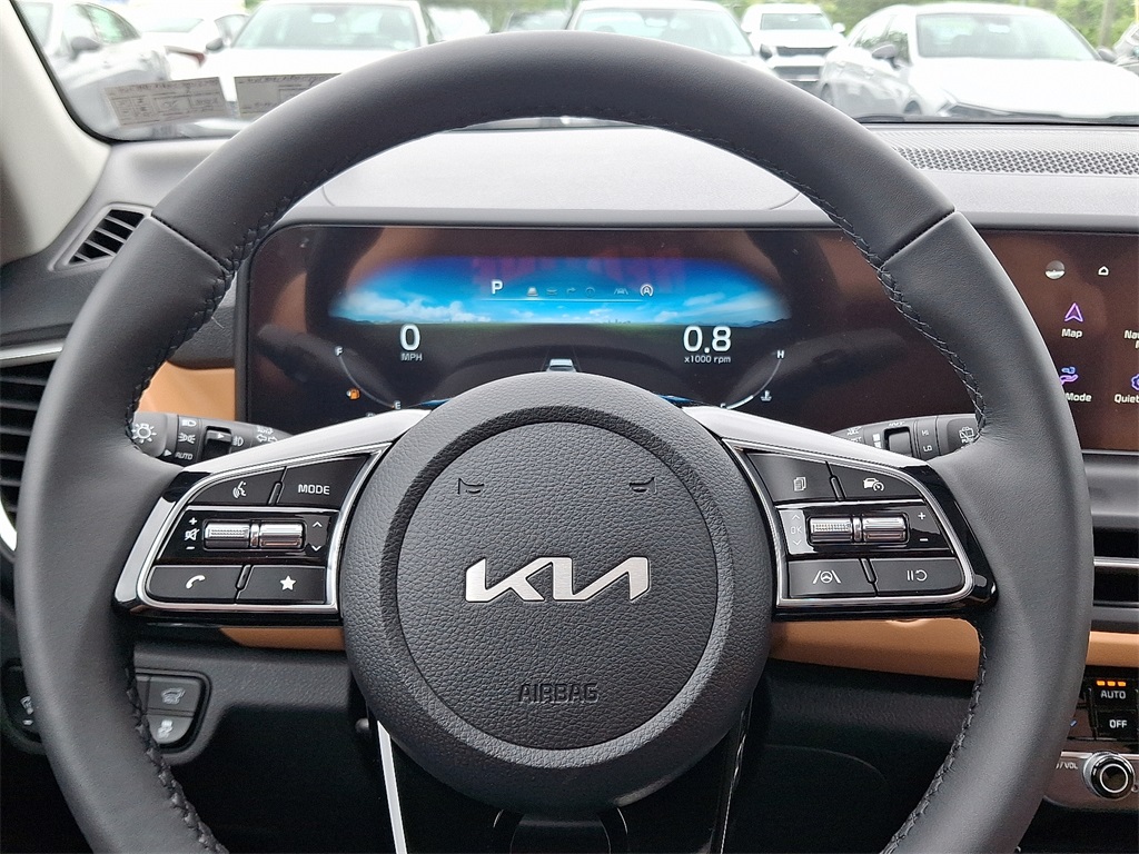 2025 Kia Seltos EX photo 16