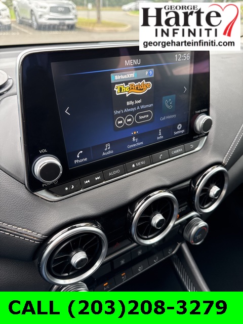 2022 Nissan Sentra SV photo 18