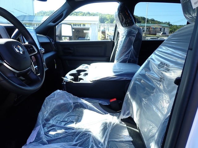2026 Ram 3500 Tradesman photo 10