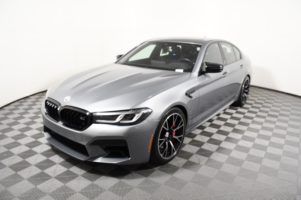 2023 BMW M5 Base's photo