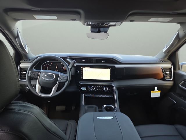2026 Gmc Sierra 2500 HD Denali photo 2
