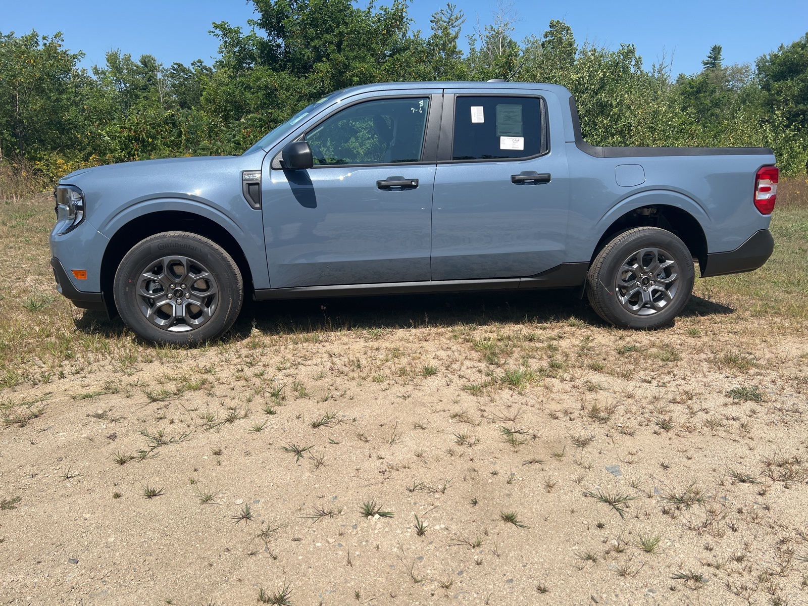 2025 Ford Maverick XLT photo 2