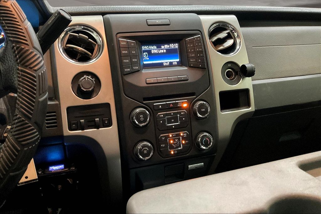 2013 Ford F-150 XLT photo 5