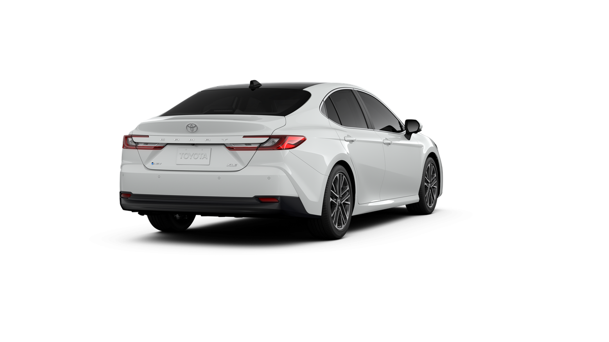 2025 Toyota Camry XLE photo 41