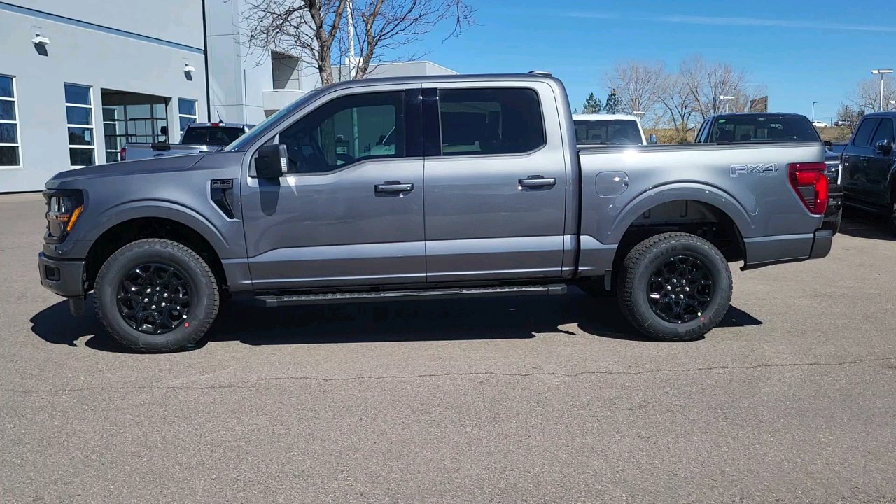 2025 Ford F-150 XLT photo 2