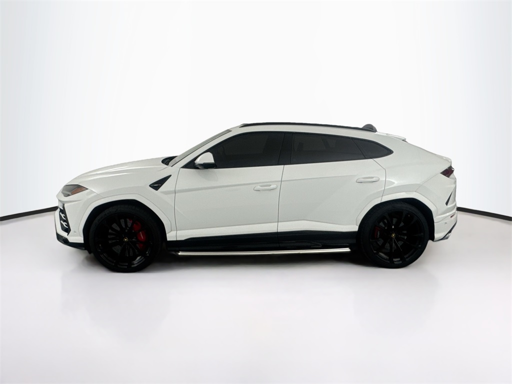 2019 Lamborghini Urus photo 7