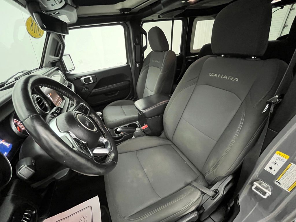 2018 Jeep Wrangler Unlimited Sahara photo 20
