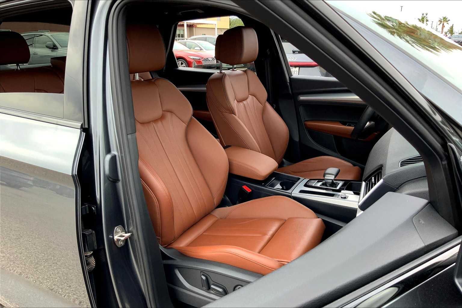 2025 Audi Q5 S line Premium 45 TFSI photo 7