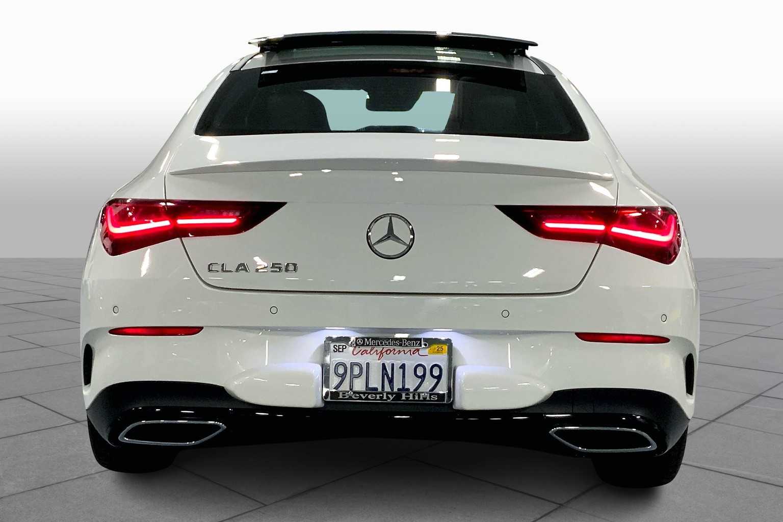 2025 Mercedes Benz CLA 250 photo 4