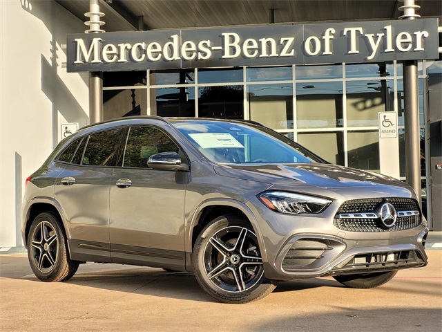 2026 Mercedes-Benz GLA GLA 250's photo