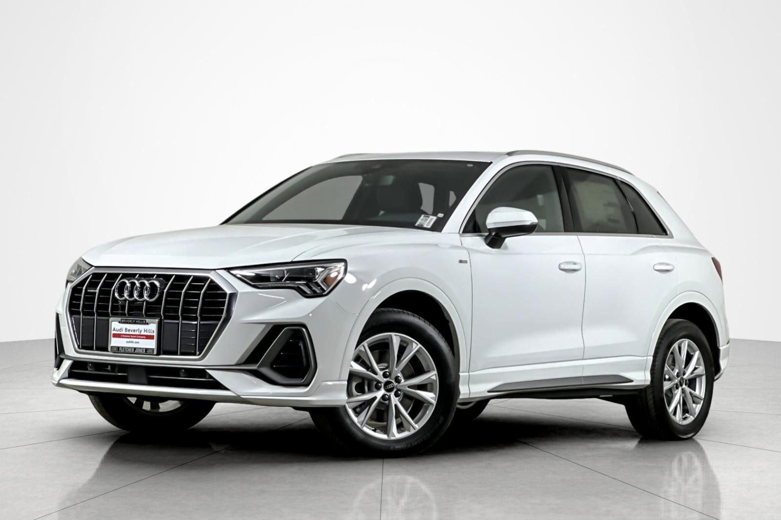 2025 Audi Q3 S Line Premium's photo