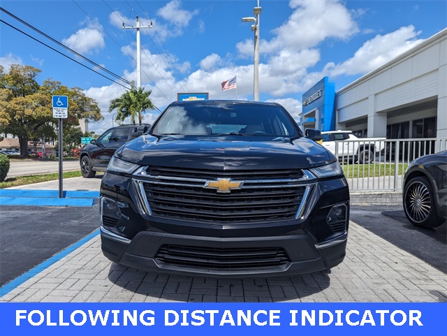 2022 Chevrolet Traverse LS photo 3