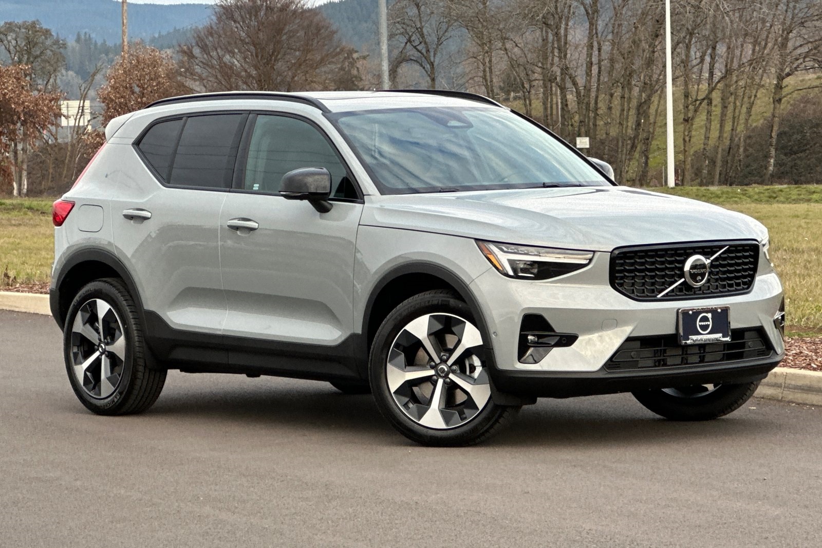 2026 Volvo XC40