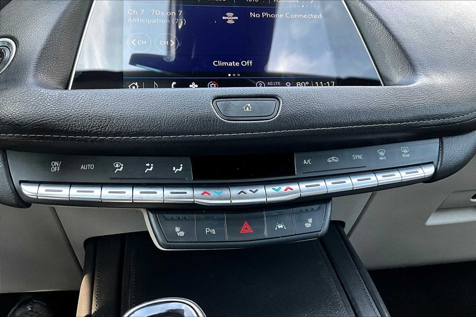 2022 Cadillac XT4 Luxury photo 31