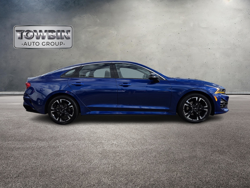 2022 Kia K5 GT-Line photo 3