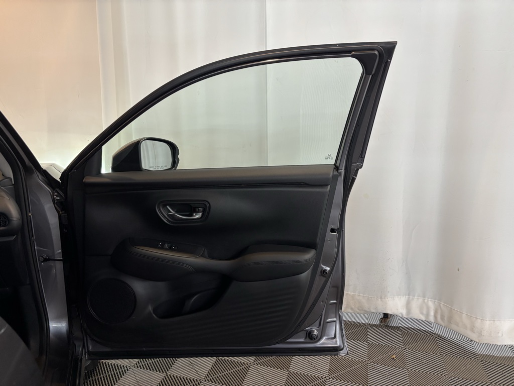 2023 Honda HR-V LX photo 19